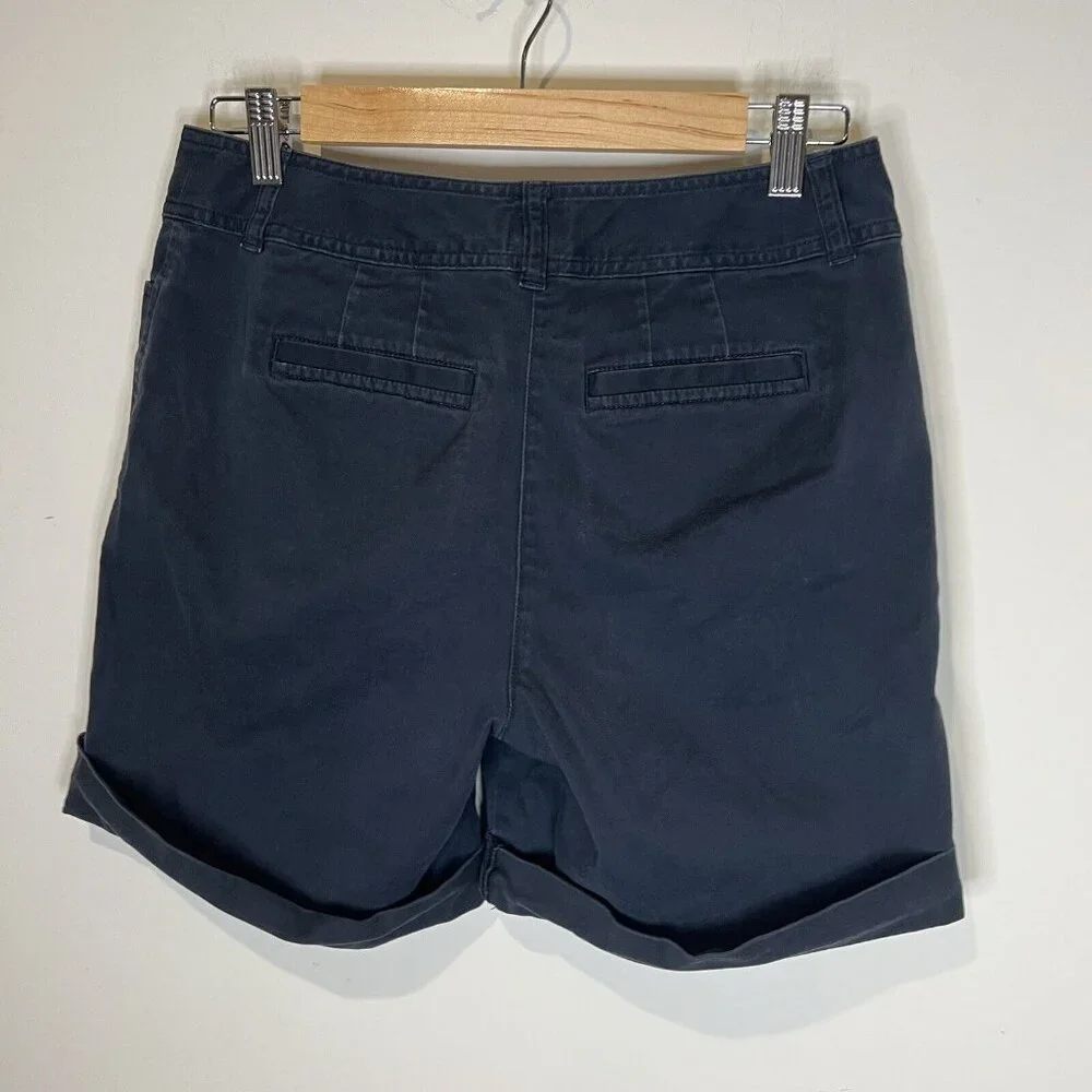 J. jill Shorts Size 4 Black Cotton‎ Stretch Cuffed Flat Front Pockets